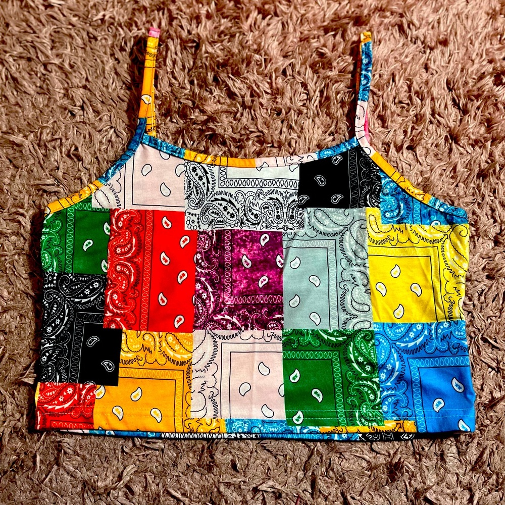 Multicolored pattern crop top
